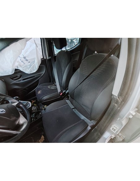 Ersatzteile für Lancia Ypsilon 1.3 Benzin (312 YXA1AB), Baujahr 2015