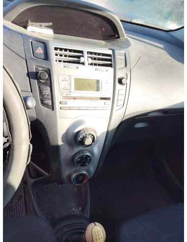 Ersatzteile für Toyota Yaris 1.0 Benzin, Baujahr 2007.
