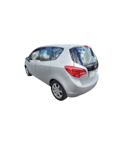Ersatzteile für Opel Meriva 1.7 Diesel (2004), darunter Komponenten für Motor, Karosserie, Elektrik und Mechanik.